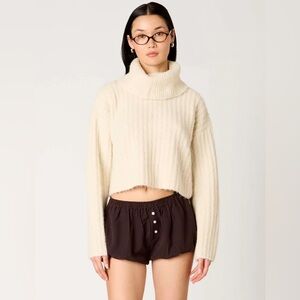 Nia Bruni Ivory Cream Knit Turtleneck Cropped Sweater Sz XS